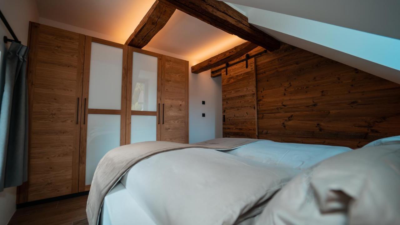 Apartments, Guest House & Historic Chalet Neuhaus San Sigismondo Exterior photo